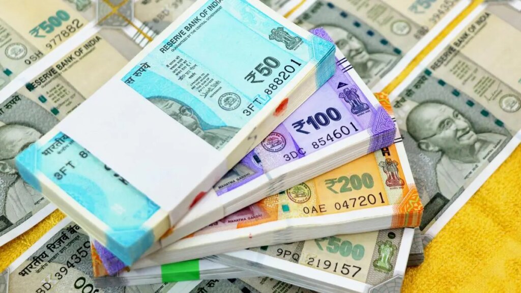 Rupee soars to best day in nearly two months as central bank steps in, oil drops