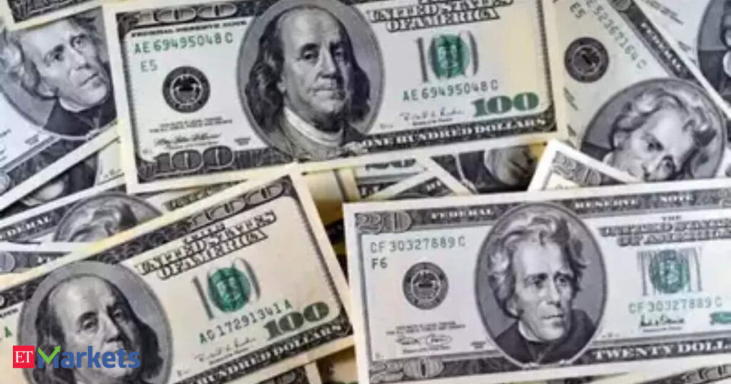 Dollar stands tall as Gulf tensions fuel oil price surge, Fed hike bets