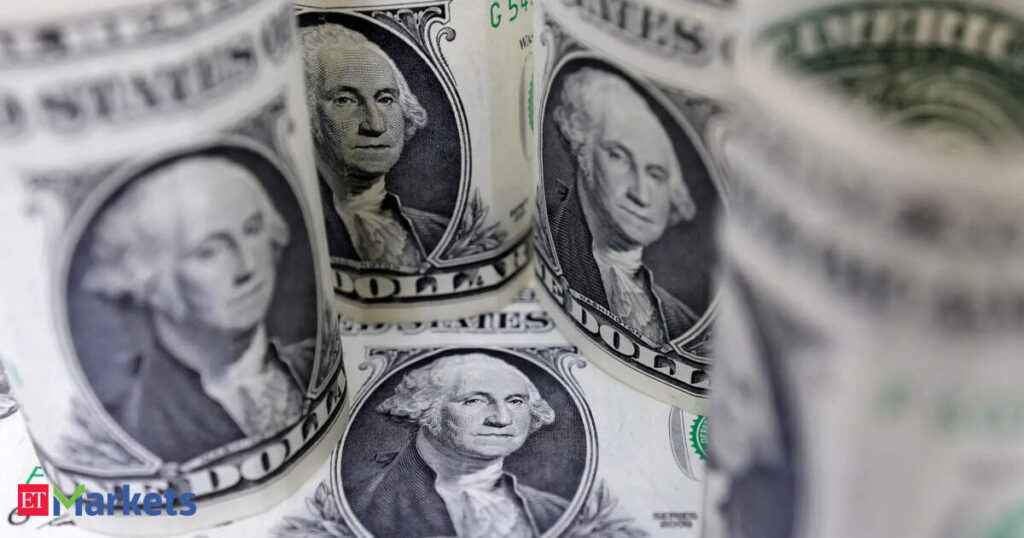 Dollar jumps on renewed Middle East attacks, Hormuz closure