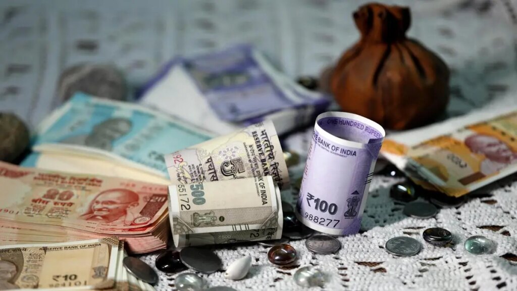 Rupee drops 16 paise to settle at 96.32 against US dollar