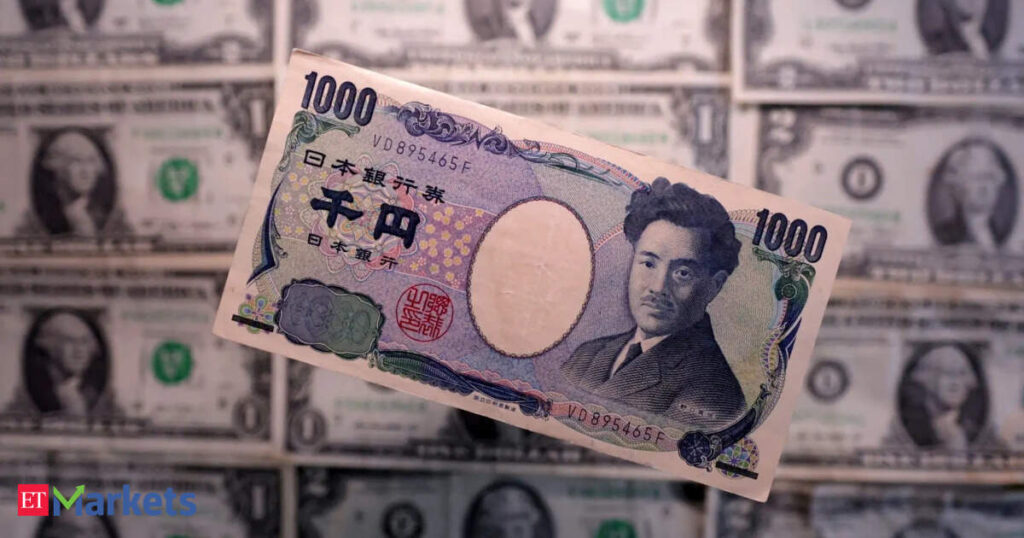 Yen and dollar drift on Iran deal concerns, payroll jitters