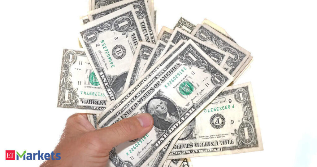 Dollar set for September rise, mainly at euro’s expense