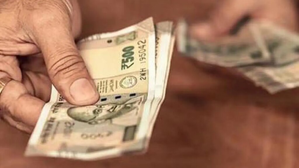 Rupee snaps eight-day rally as oil climbs to highest since May